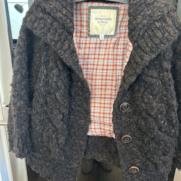 Abercrombie & Fitch Sweaters - Abercrombie & Fitch vintage cable knit wool Cardigan M has piling wear